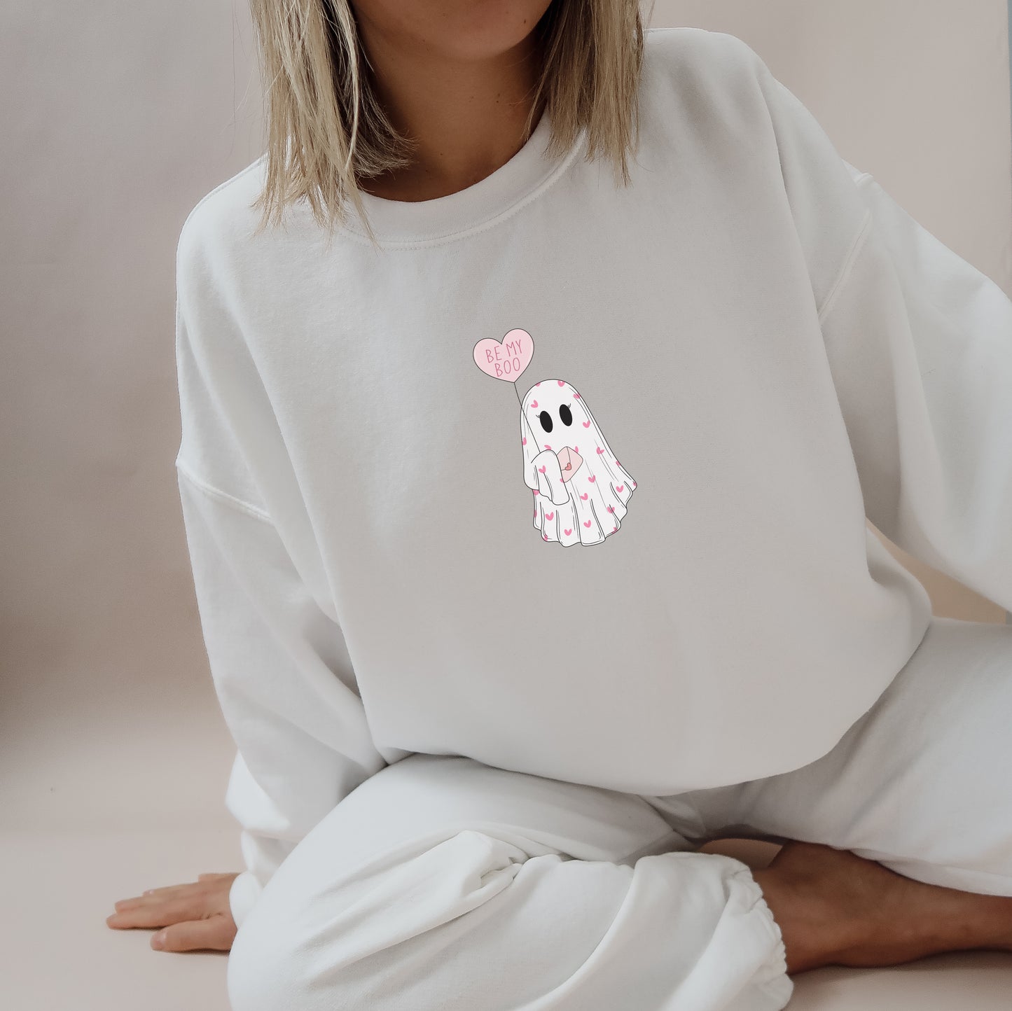 Valentine's Day Sweatshirt / Be my Boo / Valentines Ghost design sweatshirt crewneck