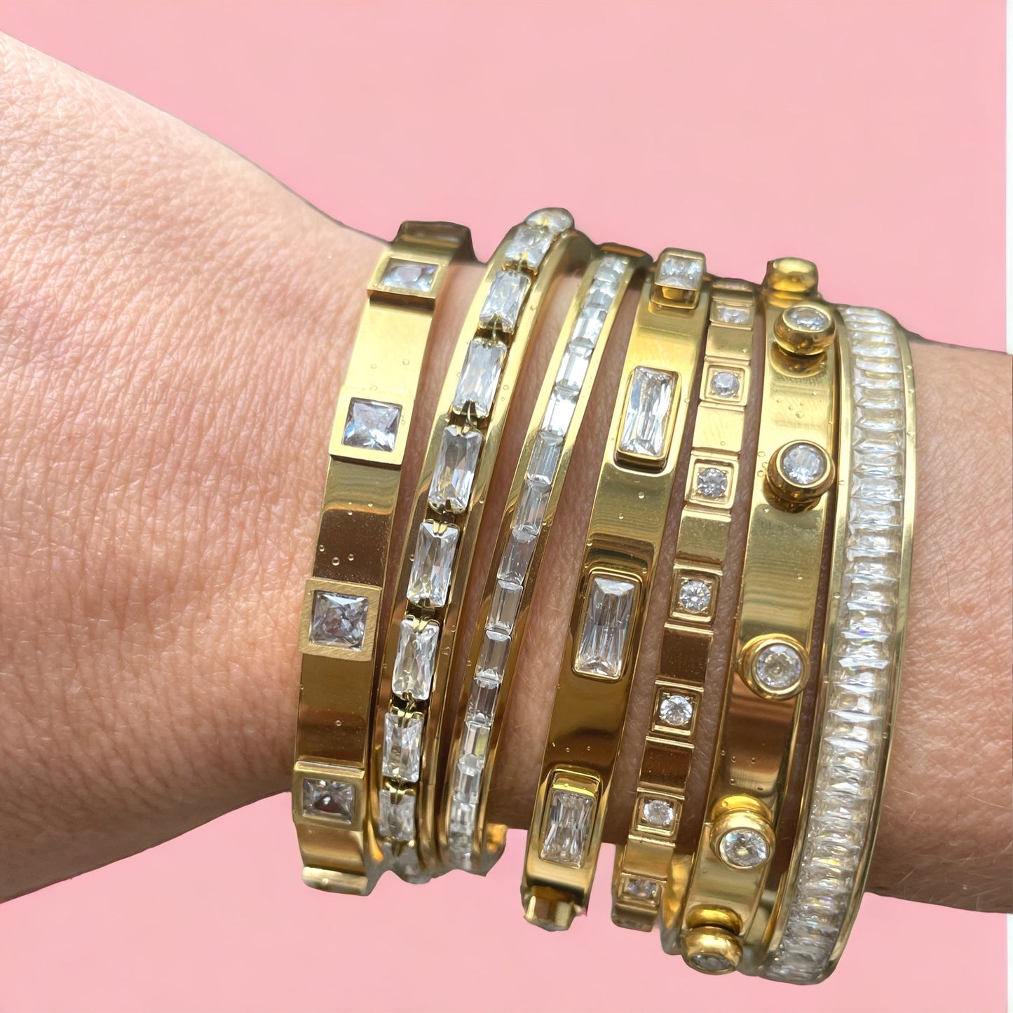 DALIA || Protruding Rectangle spaced diamond bangle